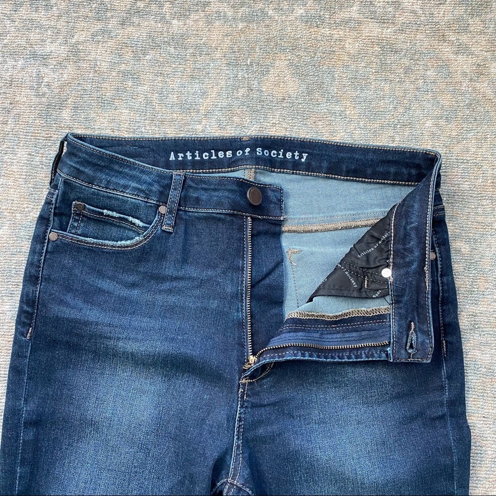 ✨HOST PICK✨ NWOT Articles of Society high rise jeans - Picture 3 of 7